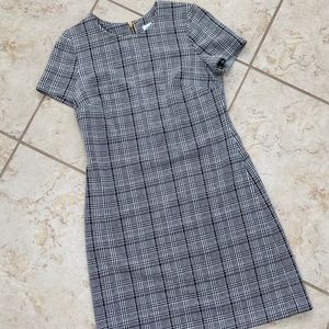 NWT Calvin Klein Patterned Sheath Dress (size 4)